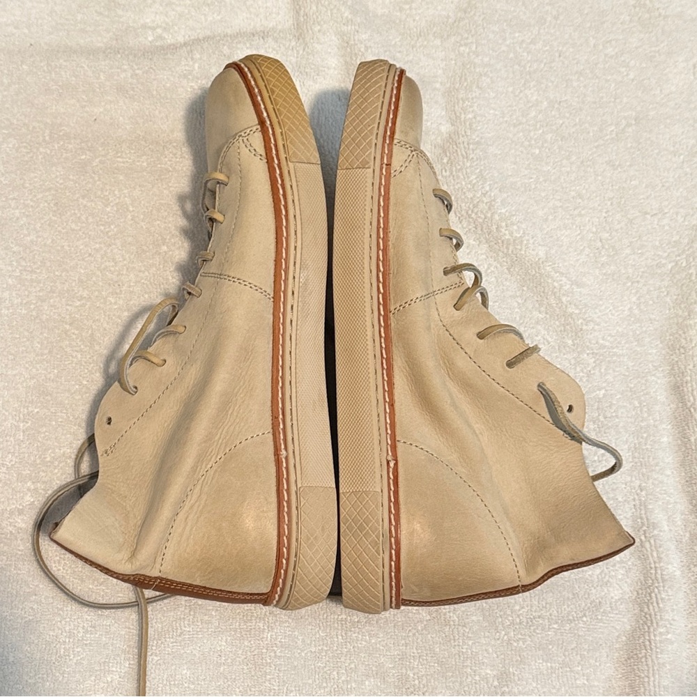 FRYE AND CO. Tan High-Top Sneakers